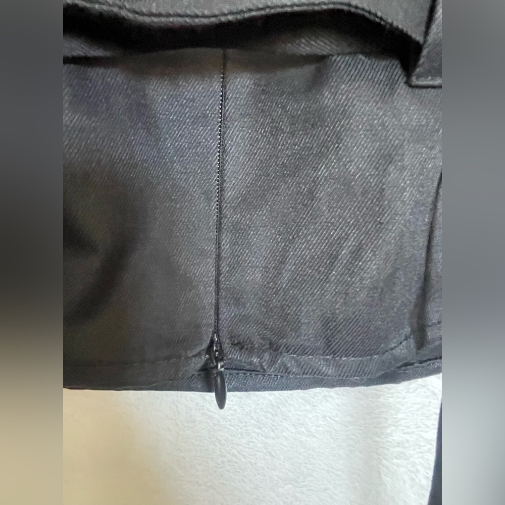 Eggie Seether Too From Ally Blogger Size XS Black Long Sleeve - Picture 7 of 15